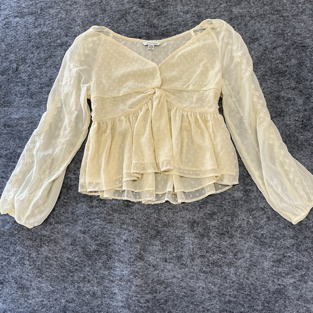 American Eagle Cream Sheer Flowy Ruffle Blouse MMM